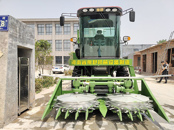 宁夏发货4QZ-2200青饲料收获机